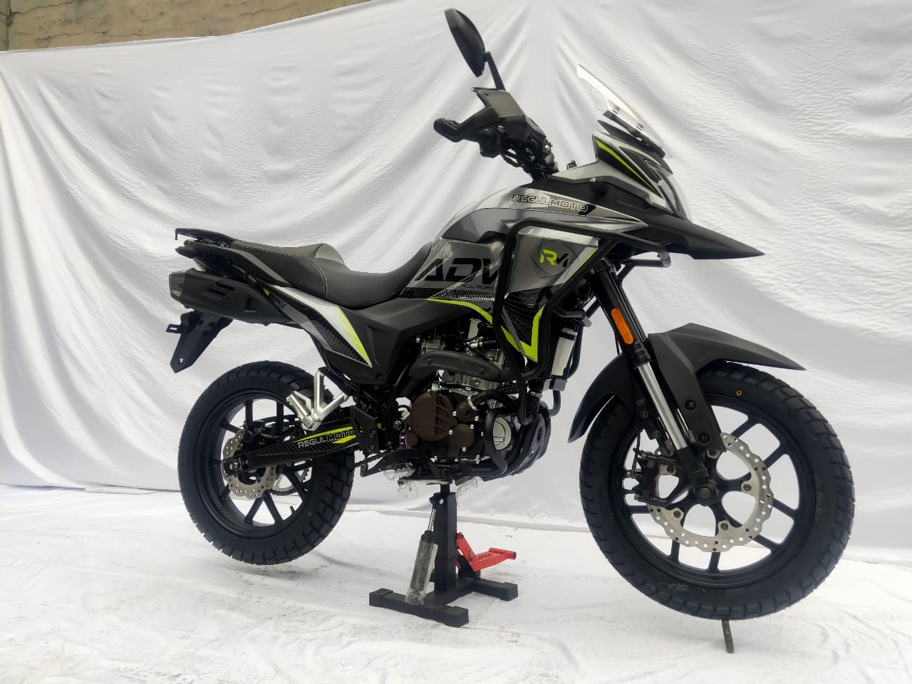 Мотоцикл REGULMOTO ADV 300 NB ТУРЭНДУРО