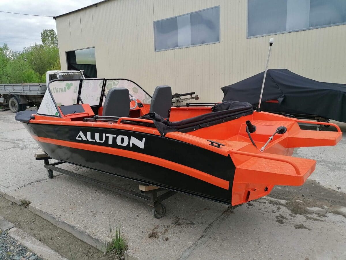 Катер-лодка алюминиевая ALUTON 490DC